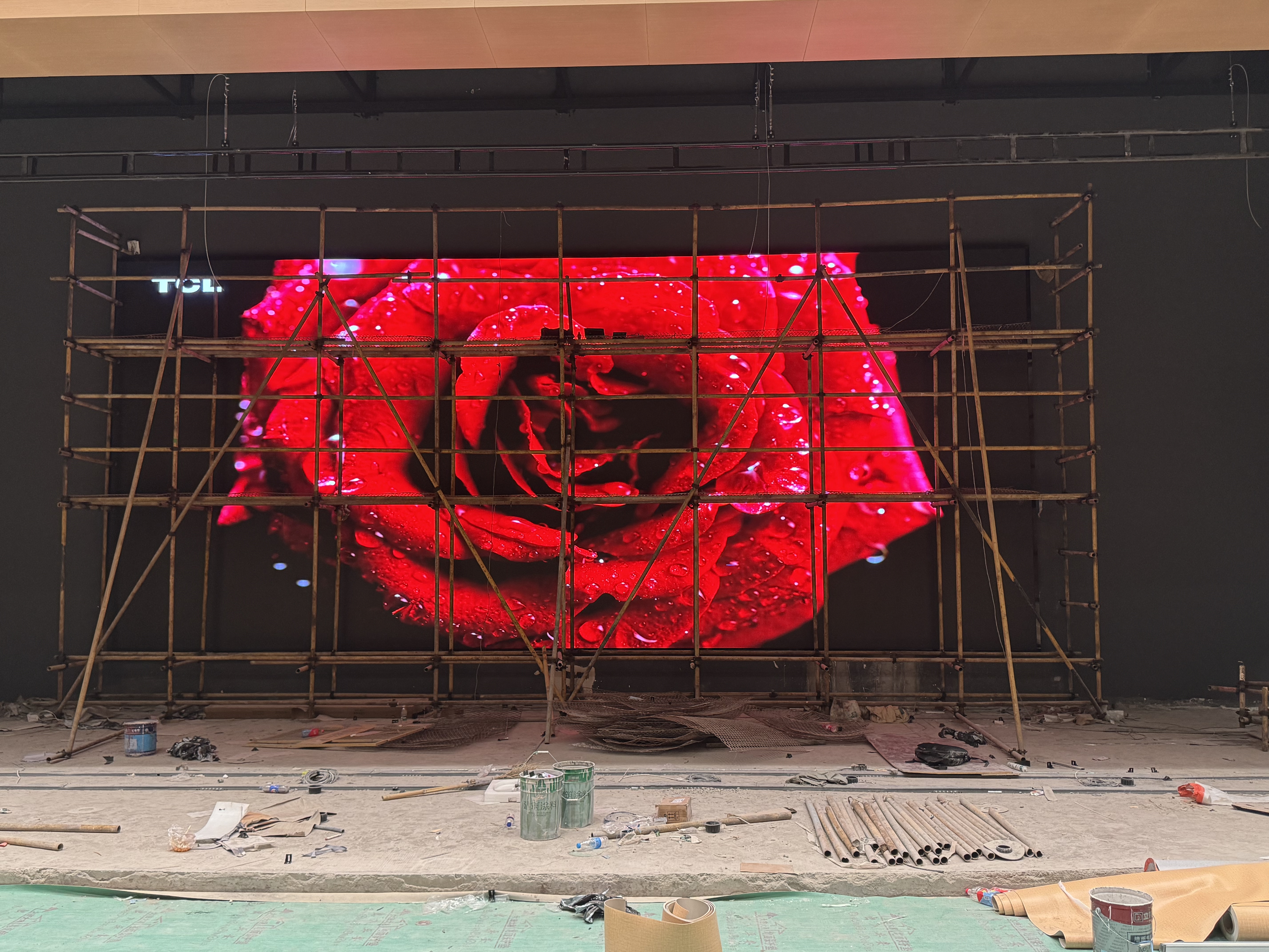 上海交大医学院医学大讲堂 P1.83 LED 显示屏节造系统项目