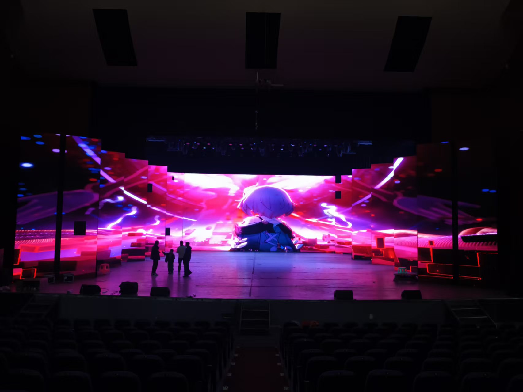 四川峨眉山演艺中心舞台 LED 显示屏节造系统项目