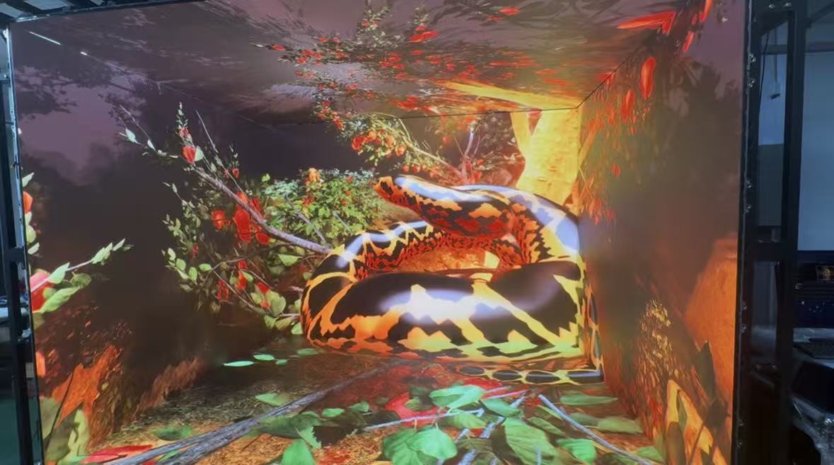 国表展会直角沉浸式 LED 显示屏节造系统项目